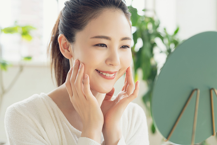セラミック素材の特性を活かした美しさと機能を兼ね備えた治療です